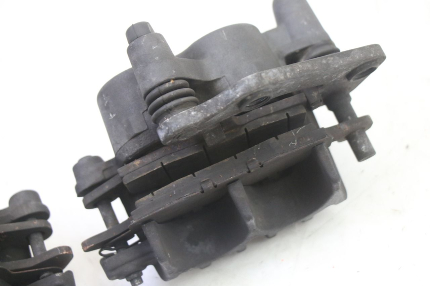 photo de ETRIER FREIN AVANT SUZUKI GSR 750 (2011 - 2017)
