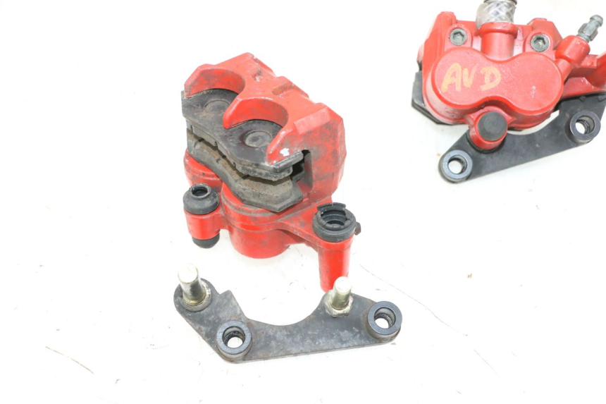 photo de ETRIER FREIN AVANT JM MOTORS GTS 125 (2015 - 2019) - Détail de la pièce