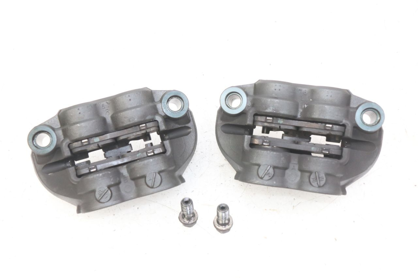 photo de ÉTRIER DE FREIN AVANT HONDA CB R 1000 (2018 - 2023)