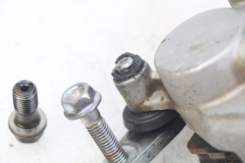 photo de ÉTRIER DE FREIN AVANT HONDA CR 80 (2001 - 2003)