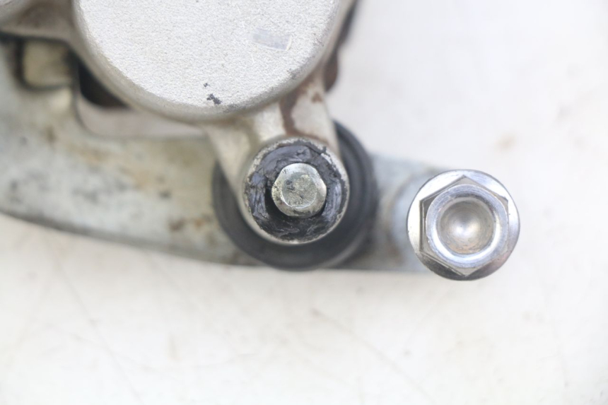 photo de ÉTRIER DE FREIN AVANT HONDA CR 80 (2001 - 2003)