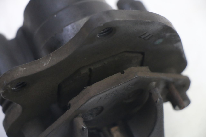photo de ÉTRIER DE FREIN AVANT PEUGEOT KISBEE 4T 50 (2018 - 2022)
