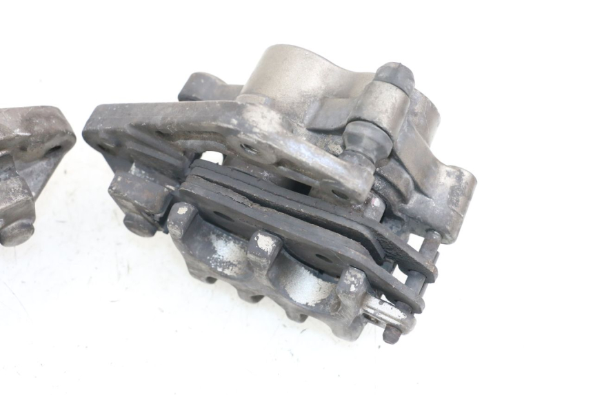 photo de ETRIER FREIN AVANT KYMCO XCITING 250 (2006 - 2009)