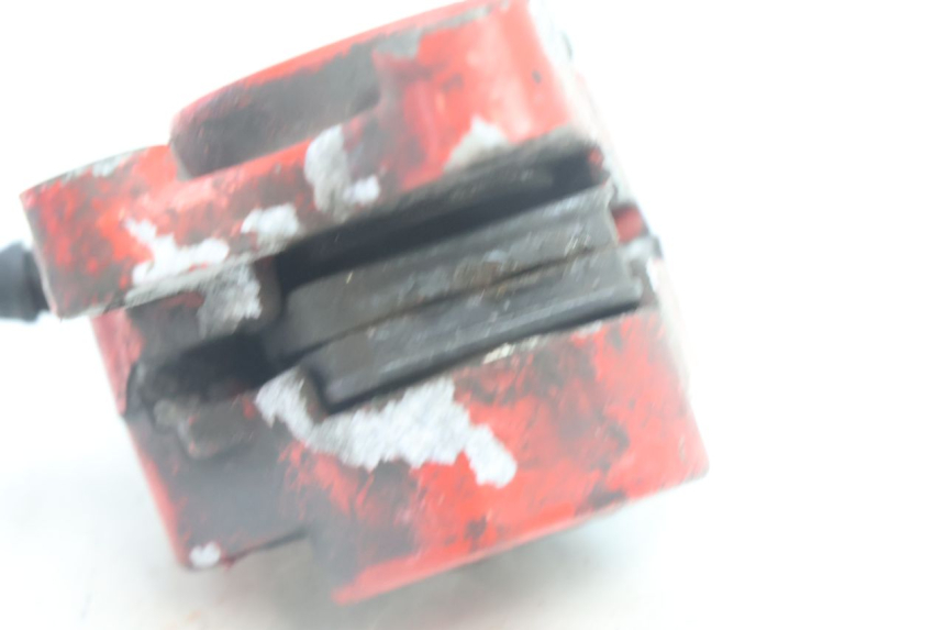 photo de ETRIER FREIN AVANT PEUGEOT LUDIX BLASTER 50 (2006 - 2014) - Points de fixation