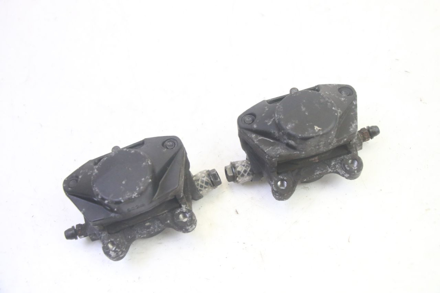 photo de ETRIER FREIN AVANT PIAGGIO MP3 HPE 350 (2018 - 2020) - Points de fixation