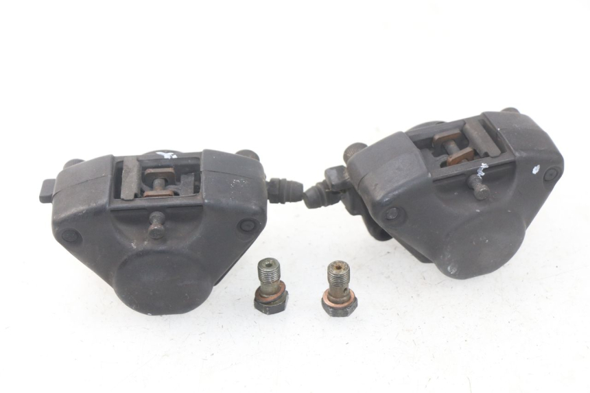 photo de ÉTRIER DE FREIN AVANT PIAGGIO MP3 LT 400 (2007 - 2012) - Points de fixation
