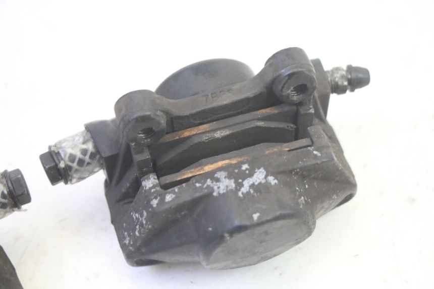 photo de ETRIER FREIN AVANT PIAGGIO MP3 500 (2016 - 2018) - Marquages et références