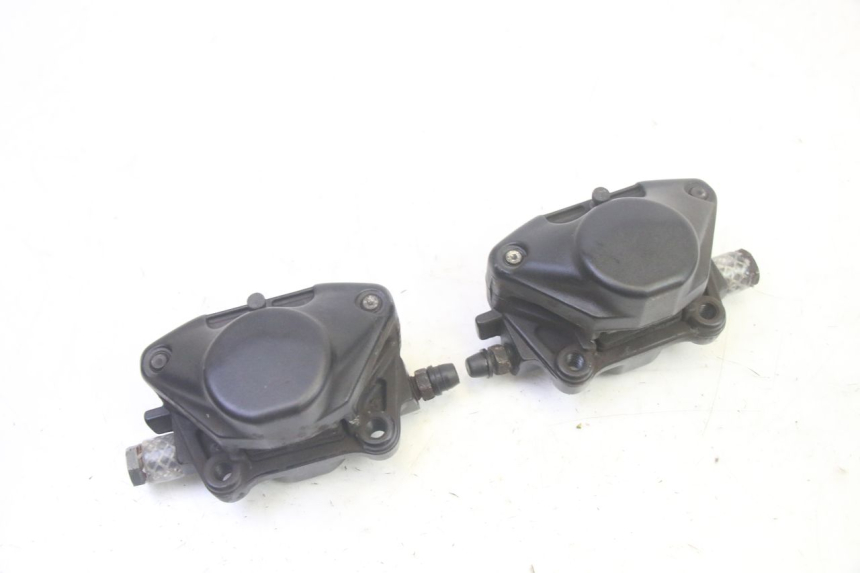 photo de ETRIER FREIN AVANT PIAGGIO MP3 RL 250 (2007 - 2010) - Gros plan technique