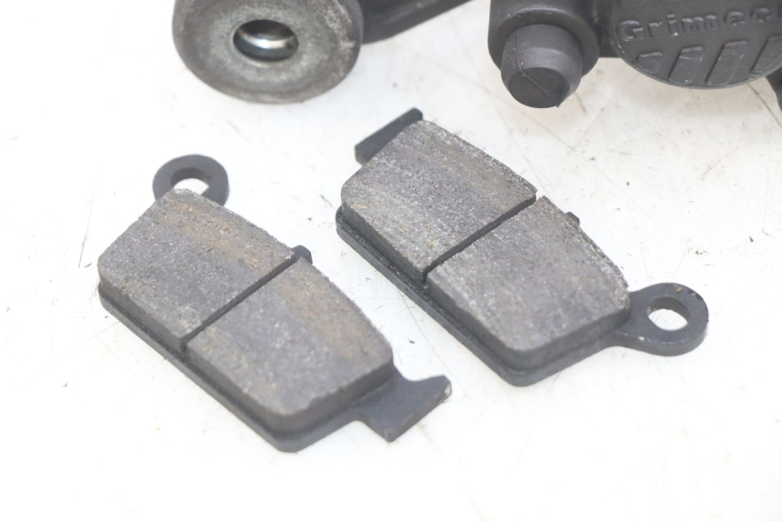 photo de ÉTRIER DE FREIN AVANT PEUGEOT SV 125 (1991 - 1994)