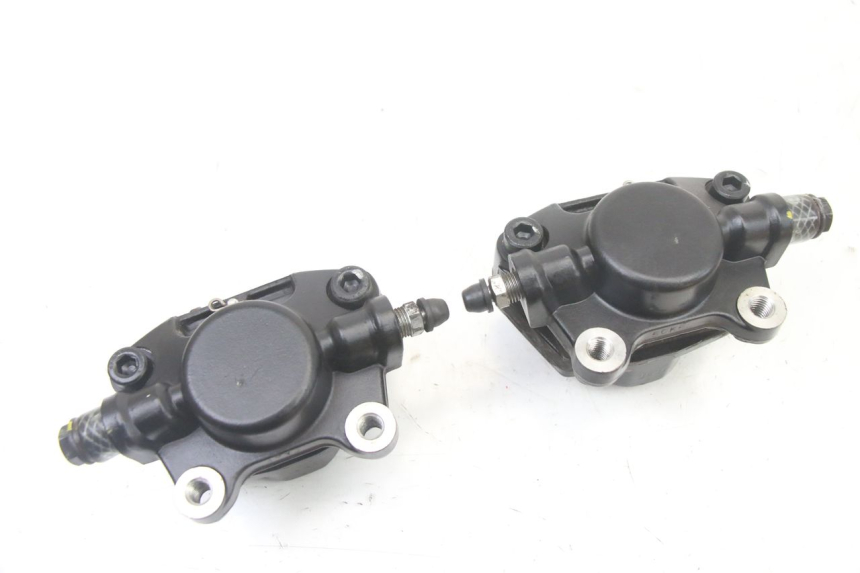 photo de ÉTRIER DE FREIN AVANT PIAGGIO MP3 500 (2014 - 2016)