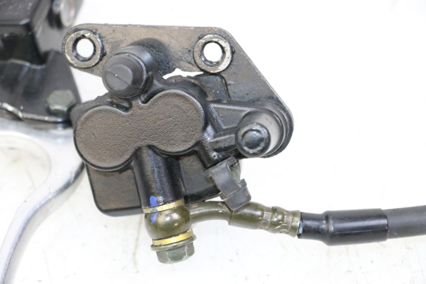 photo de ÉTRIER DE FREIN AVANT APOLLO RFZ 125