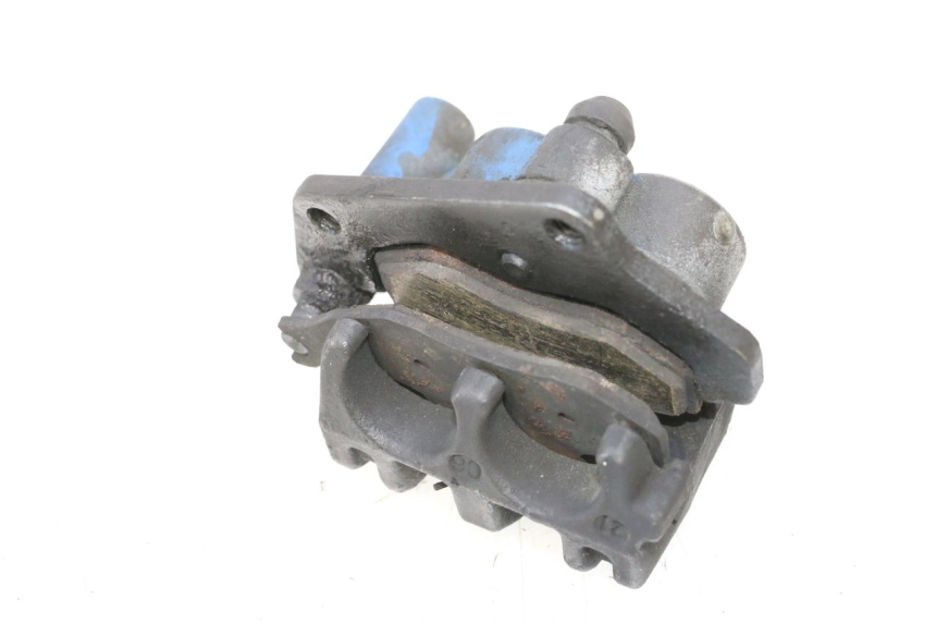 photo de ÉTRIER DE FREIN AVANT PEUGEOT SATELIS COMPRESSOR K15 125 (2006 - 2009) - Gros plan technique