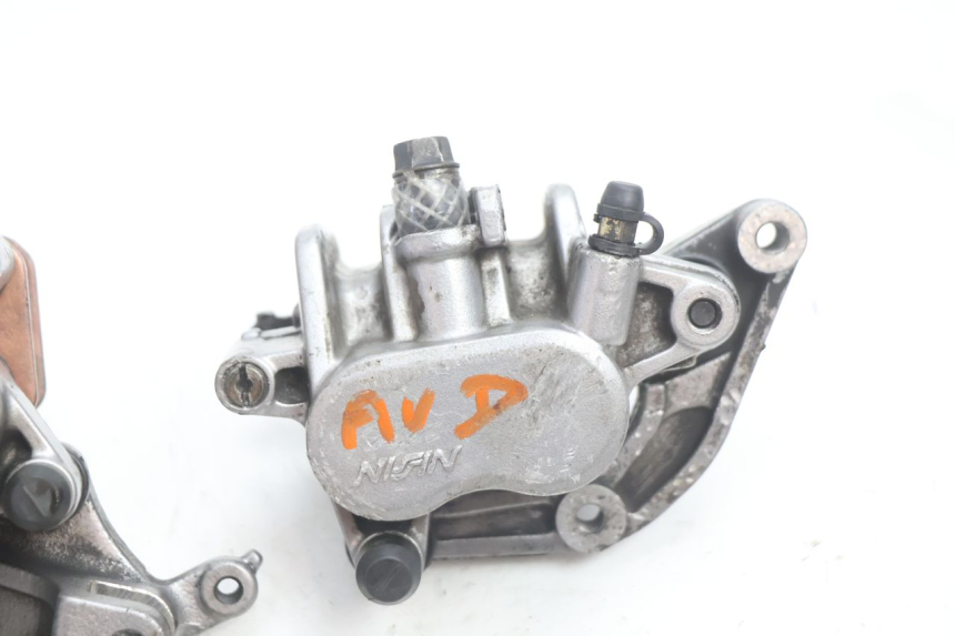 photo de ETRIER FREIN AVANT HONDA ST PAN EUROPEAN 1100 (1990 - 2002) - Zoom état d’usage