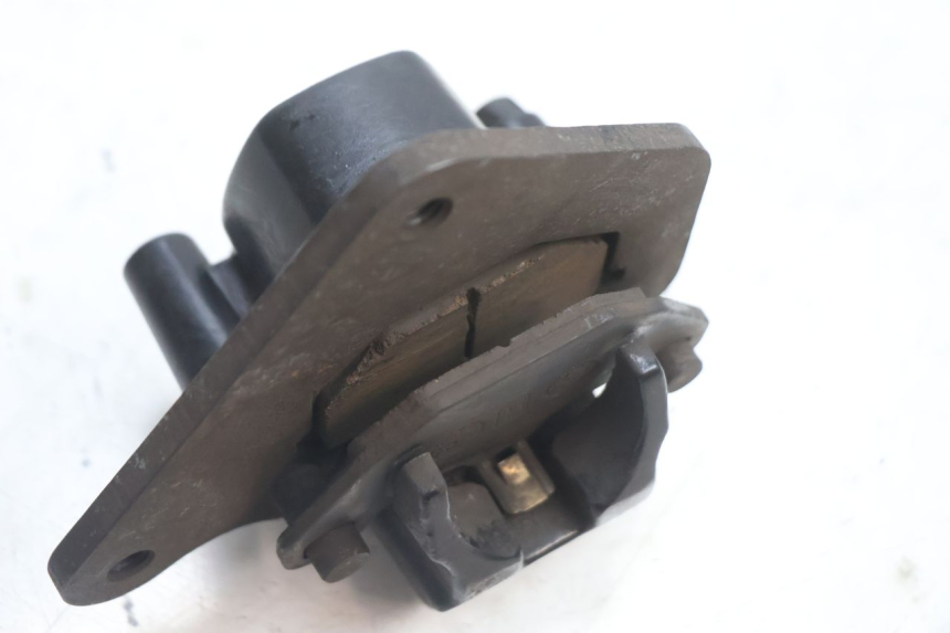 photo de ETRIER FREIN AVANT KYMCO SUPER 8 2T 50 (2007 - 2013) - Vue d’ensemble