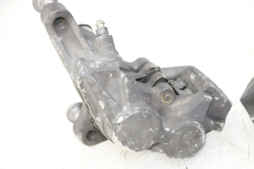 photo de ÉTRIER DE FREIN AVANT YAMAHA TDM ABS 900 (2002 - 2014)