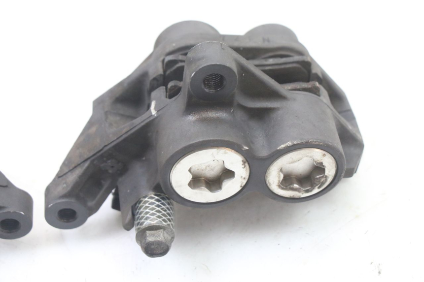 photo de ETRIER FREIN AVANT YAMAHA FZ6 FAZER S2 600 (2007 - 2011)