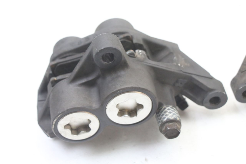 photo de ETRIER FREIN AVANT YAMAHA FZ6 FAZER S2 600 (2007 - 2011)