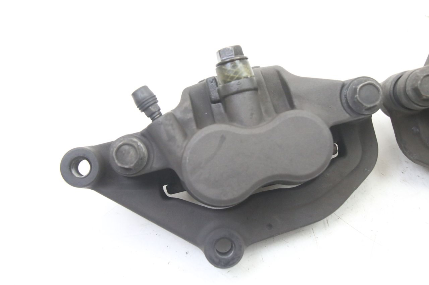 photo de ETRIER FREIN AVANT YAMAHA XJ6 ABS 600 (2008 - 2016)