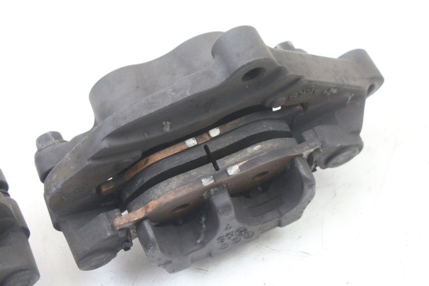 photo de ETRIER FREIN AVANT YAMAHA XJ6 ABS 600 (2008 - 2016)