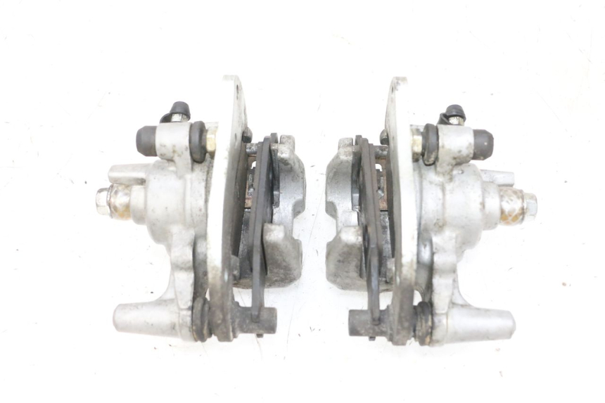 photo de ETRIER FREIN AVANT YAMAHA YFM R RAPTOR 250 (2008 - 2014) - Gros plan technique