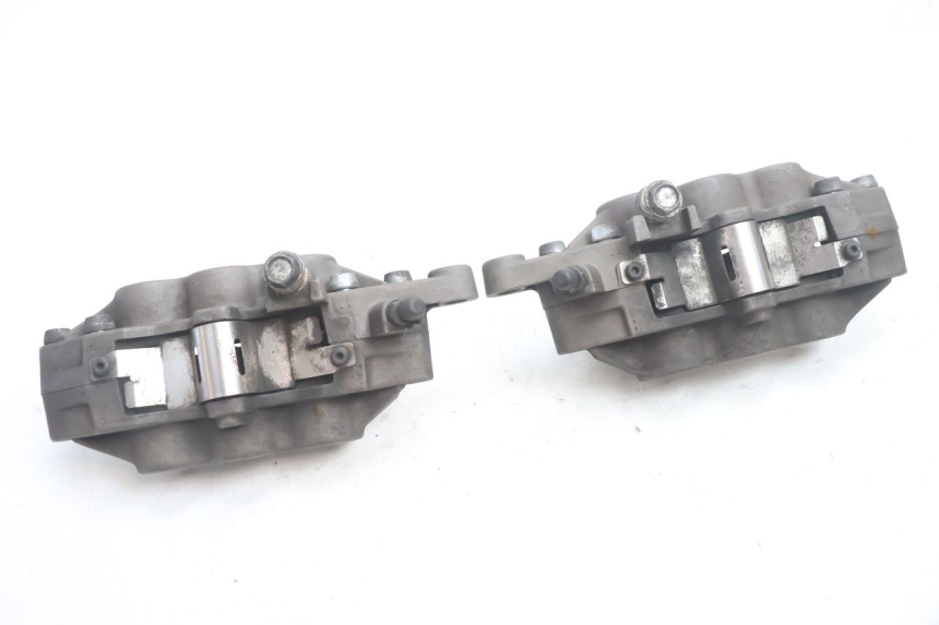 photo de ETRIER FREIN AVANT KAWASAKI ZX-6R ZX6R 600 (2000 - 2002) - Gros plan technique