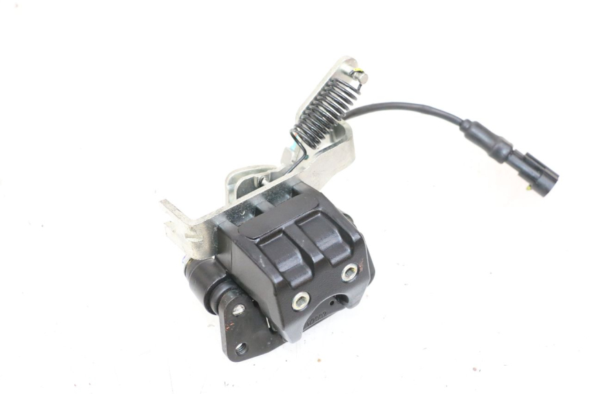photo de ETRIER FREIN ROLL LOCK PIAGGIO MP3 HPE 300 (2019 - 2026) - Zoom état d’usage