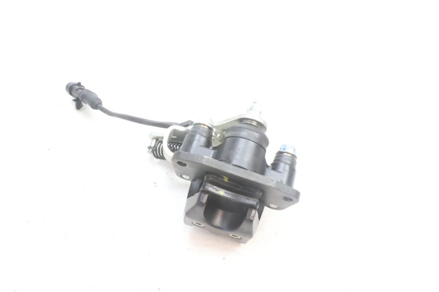 photo de ETRIER FREIN ROLL LOCK PIAGGIO MP3 500 (2016 - 2018) - Points de fixation