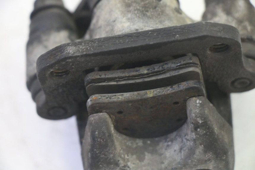 photo de ETRIER DE FREIN PIAGGIO MP3 RL 250 (2007 - 2010) - Points de fixation