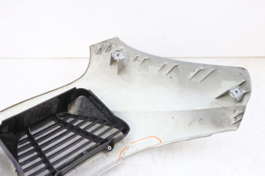 photo de FACE AVANT PEUGEOT ELYSEO 125 (1999 - 2004) - Gros plan technique