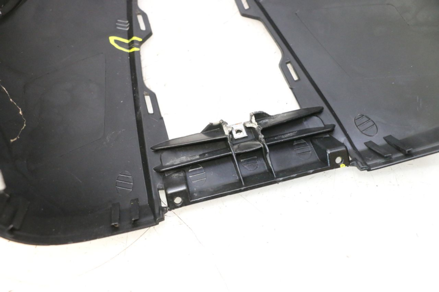 photo de FACE AVANT PIAGGIO FLY 2T 50 (2004 - 2017) - Autre angle de vue