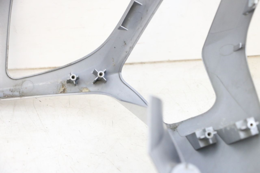 photo de FACE AVANT SYM GTS EVO 125 (2009 - 2013) - État de surface