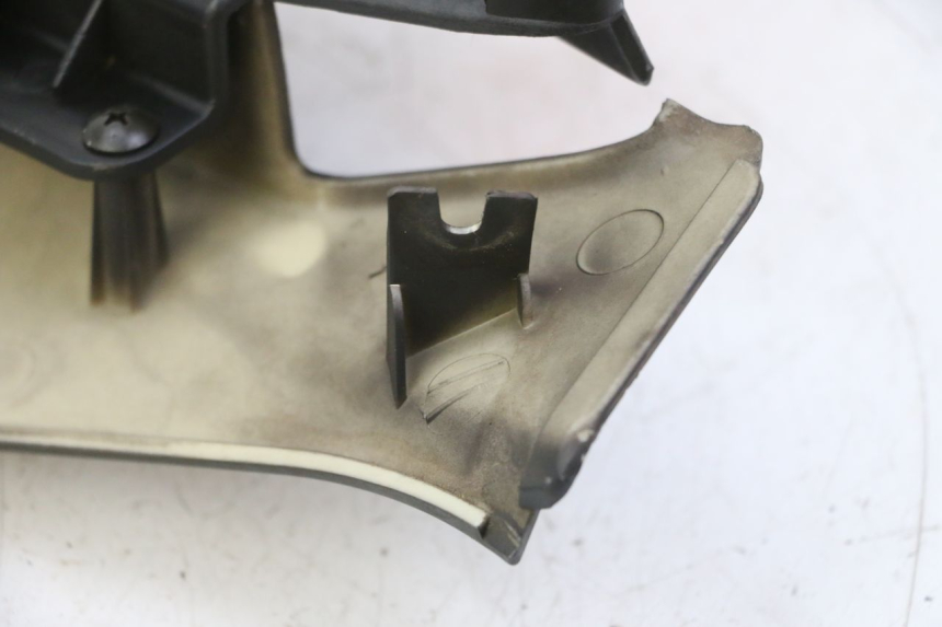 photo de FACE AVANT INFERIEUR QUADRO 4 4D 350 (2015 - 2018)