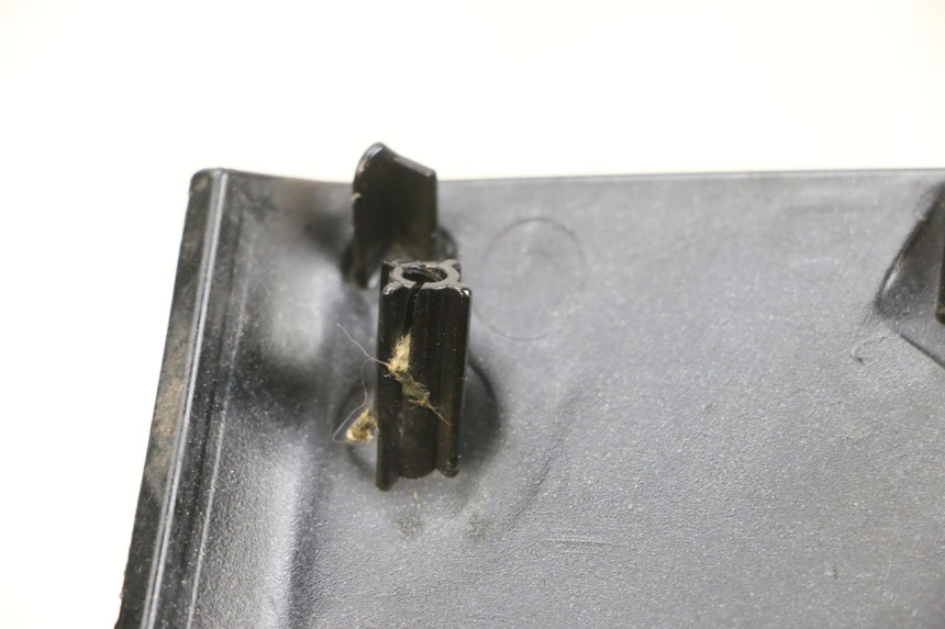 photo de FACE AVANT INFERIEUR PIAGGIO MP3 LT 400 (2007 - 2012) - Zoom état d’usage