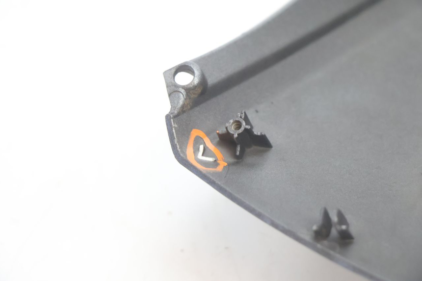 photo de FACE AVANT INFERIEUR PIAGGIO MP3 500 (2016 - 2018) - Marquages et références