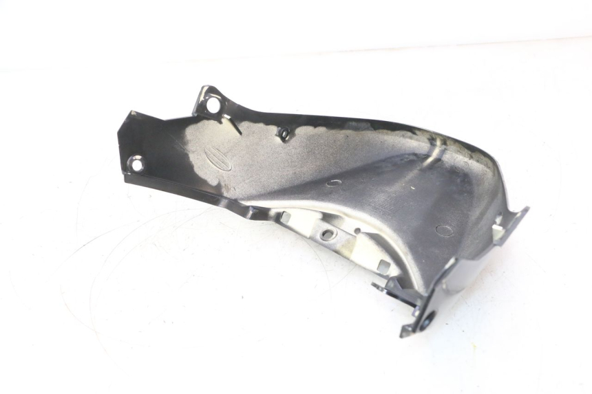 photo de FACE AVANT INFERIEUR PEUGEOT TREKKER 50 (1995 - 2004) - Autre angle de vue