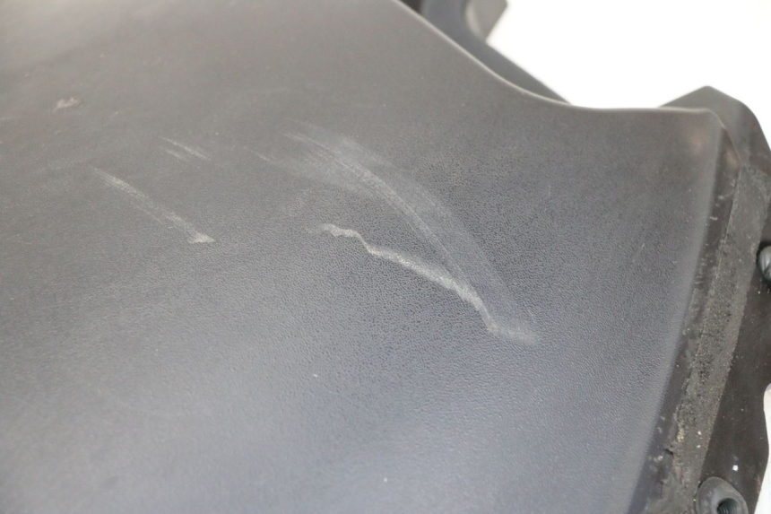 photo de FACE AVANT INTERIEUR SUZUKI BURGMAN 125 (2007 - 2014)