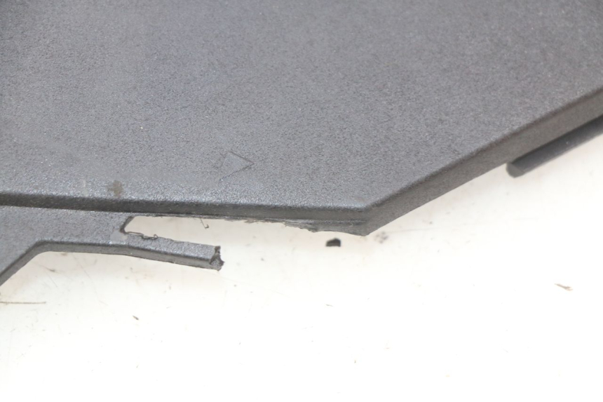 photo de FACE AVANT INTERIEUR GILERA NEXUS 125 (2009 - 2013)