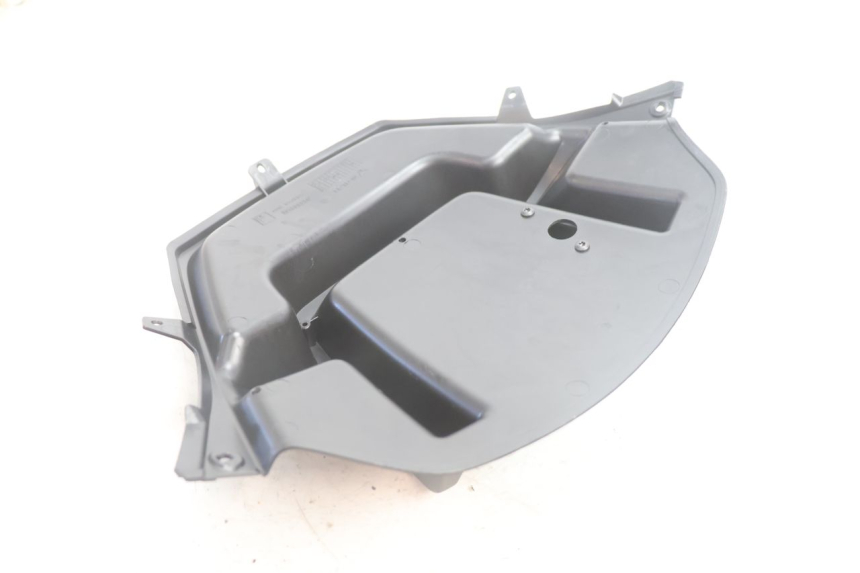 photo de FACE AVANT INTERIEUR PIAGGIO MP3 500 (2011 - 2015) - État de surface