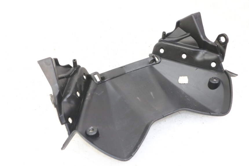 photo de FACE AVANT INTERIEUR YAMAHA X-MAX XMAX ABS 250 (2010 - 2012) - Détail de la pièce
