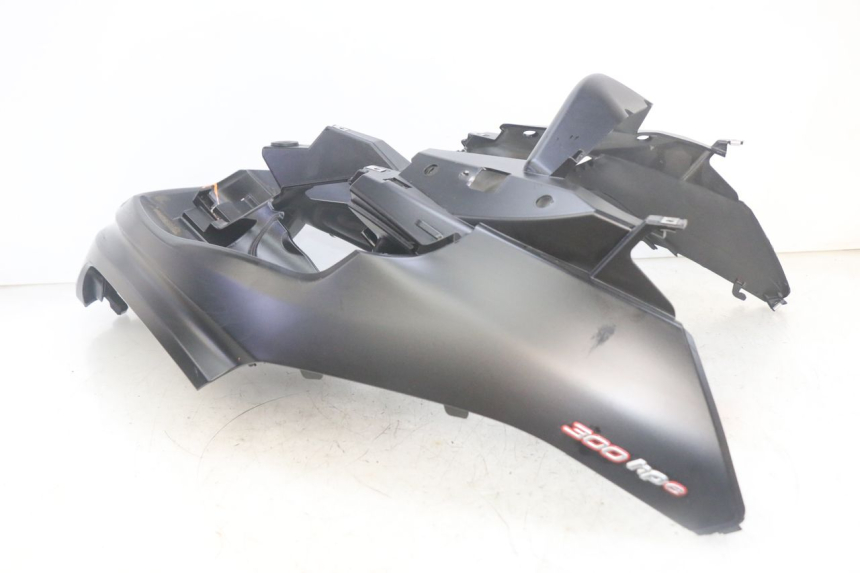 photo de FACE AVANT PIAGGIO MP3 HPE 300 (2019 - 2026) - Gros plan technique