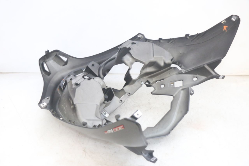 photo de FACE AVANT PIAGGIO MP3 HPE 300 (2019 - 2026) - Marquages et références