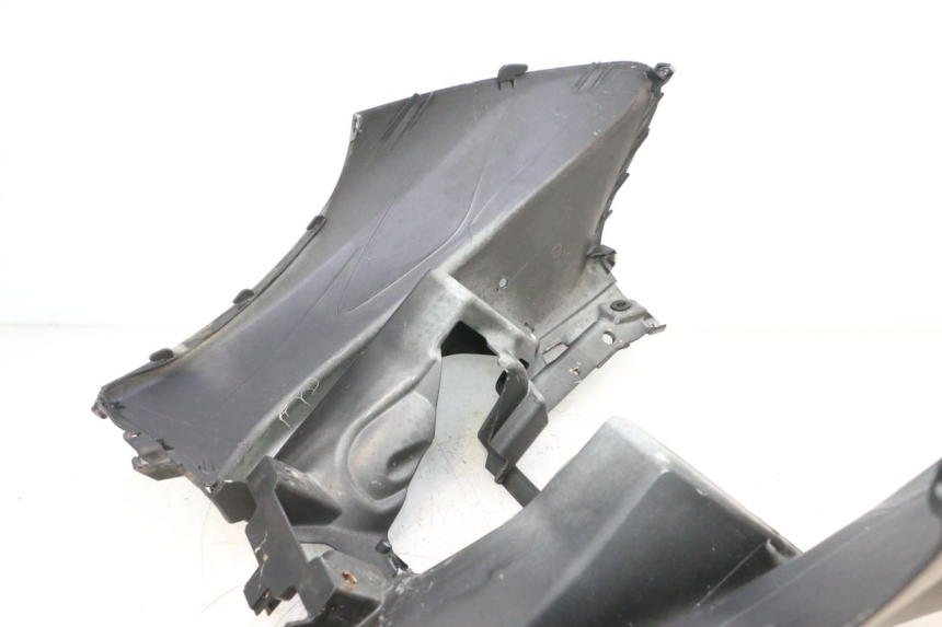 photo de FACE AVANT PIAGGIO MP3 RL 250 (2006 - 2010) - Autre angle de vue