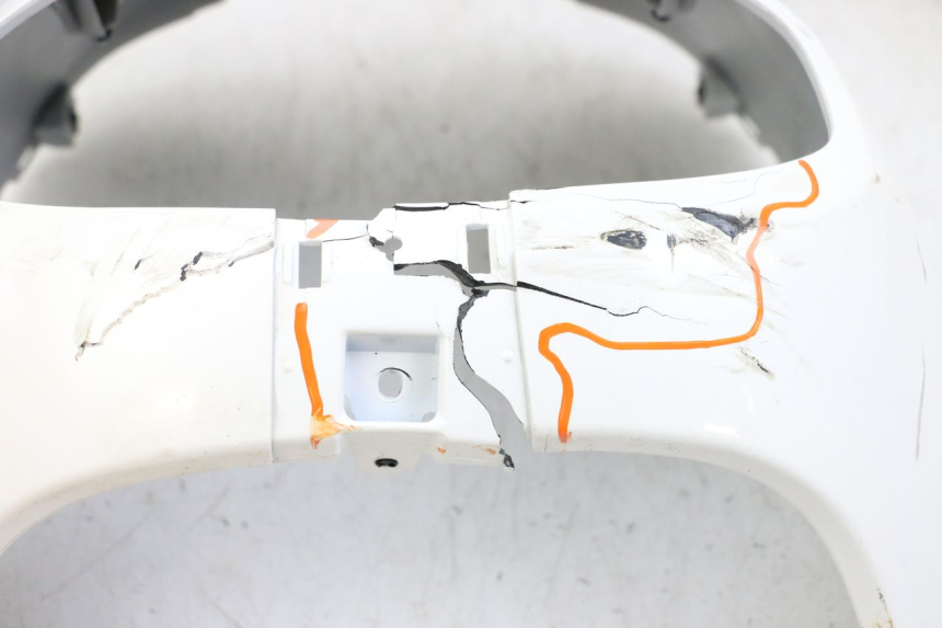 photo de FACE AVANT YAMAHA NEO'S CORE 1 (2022 - 2026) - Autre angle de vue