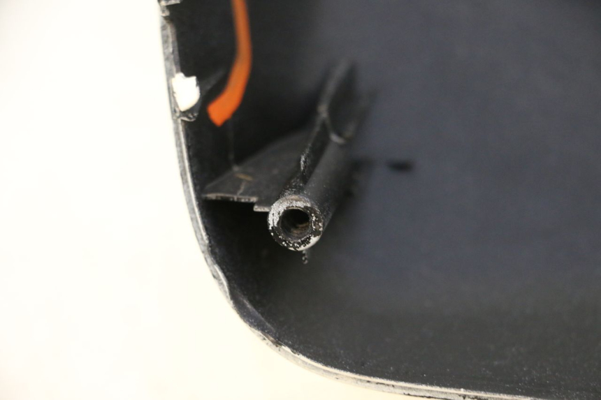 photo de FACE AVANT SUPERIEUR  MBK BOOSTER ROCKET 50 (1995 - 1998) - Détail de la pièce