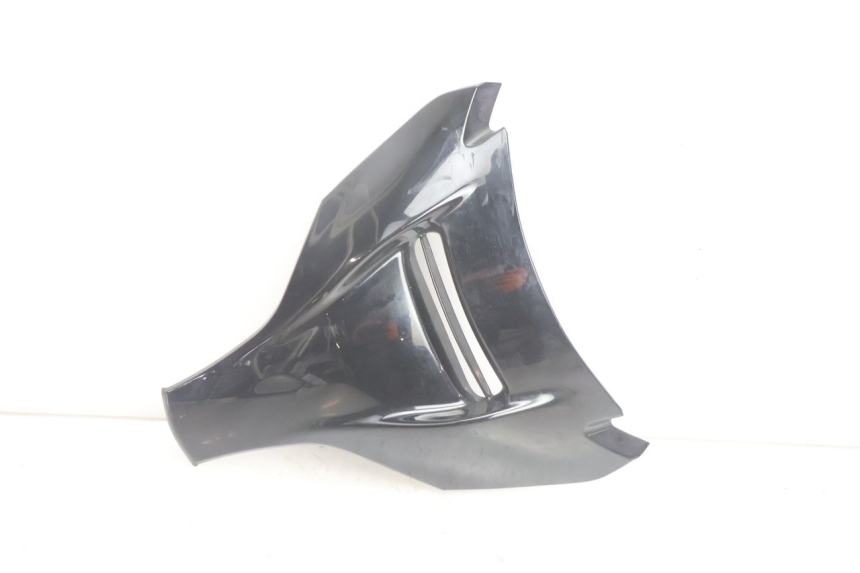 photo de FACE AVANT SUPERIEUR  SUZUKI BURGMAN EXECUTIVE ABS 650 (2006 - 2012) - Détail de la pièce