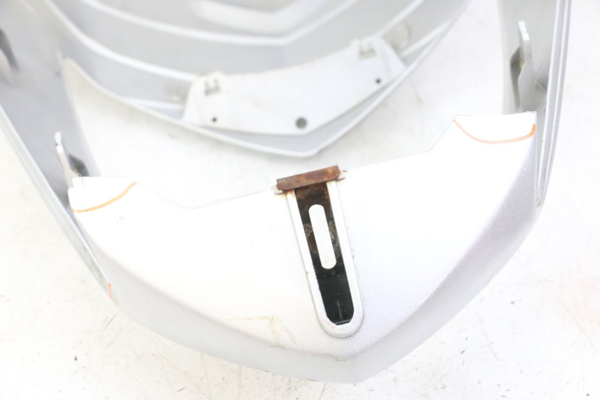 photo de FACE AVANT SUPERIEUR  HONDA SCV LEAD 100 (2003 - 2007) - Détails caractéristiques