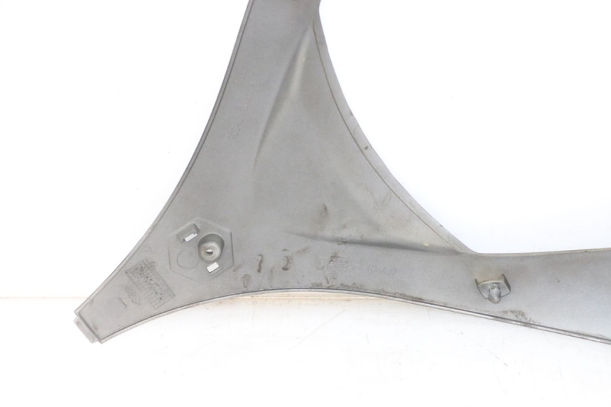 photo de FACE AVANT SUPERIEUR PIAGGIO MP3 LT 400 (2007 - 2012)