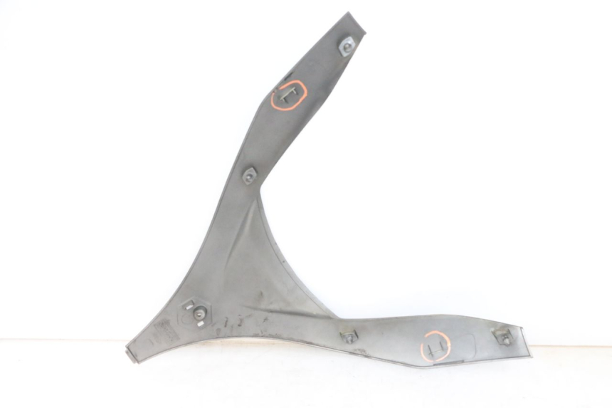 photo de FACE AVANT SUPERIEUR PIAGGIO MP3 LT 400 (2007 - 2012)