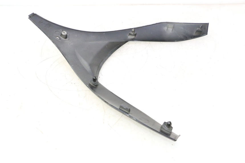 photo de FACE AVANT SUPERIEUR PIAGGIO MP3 500 (2011 - 2015) - Détail de la pièce