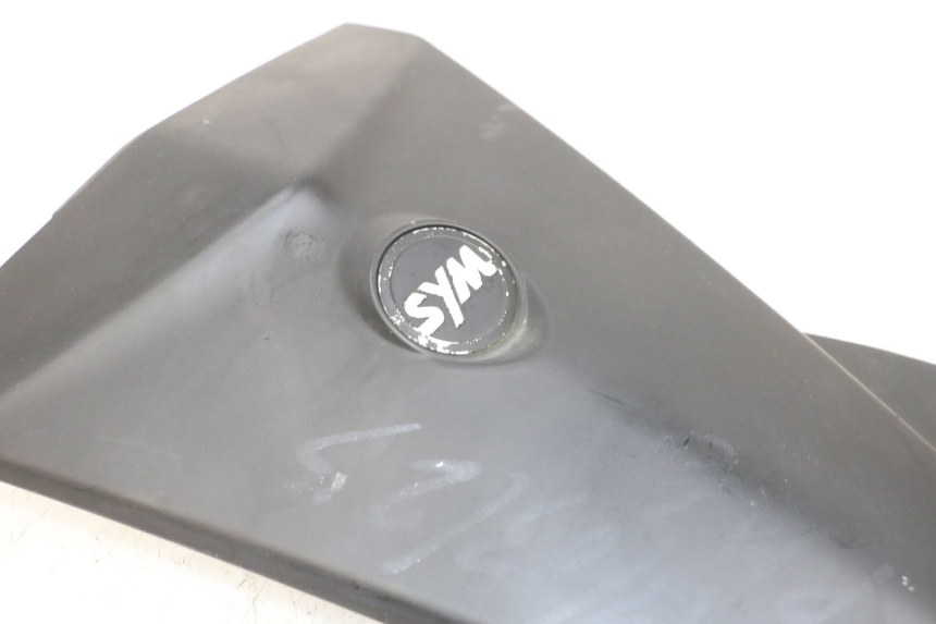 photo de FACE AVANT SUPERIEUR SYM ORBIT III 3 4T 50 (2018 - 2021) - Autre angle de vue